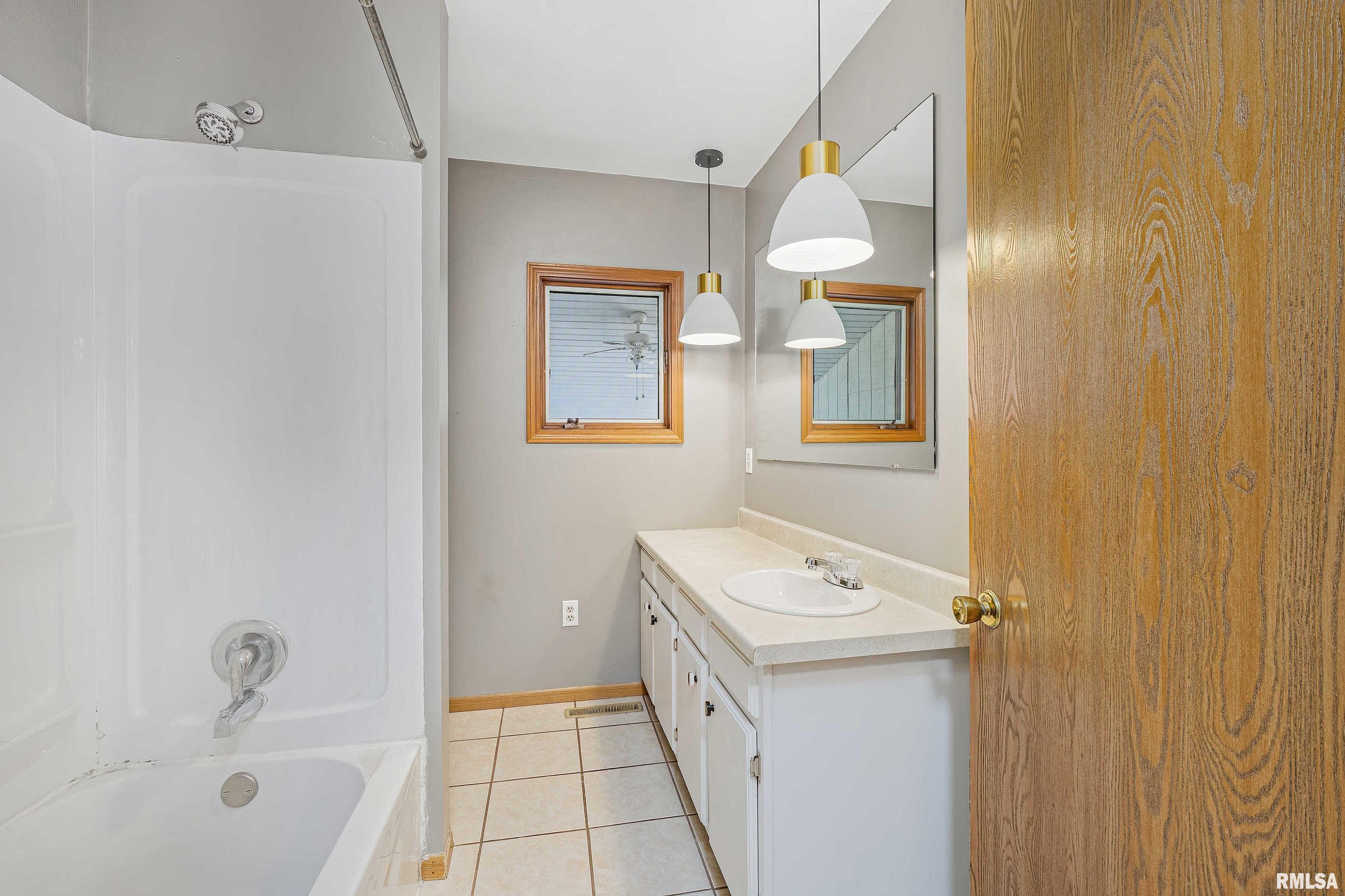 100 North State Street Atkinson, IL 61235 - Photo 16 of 33