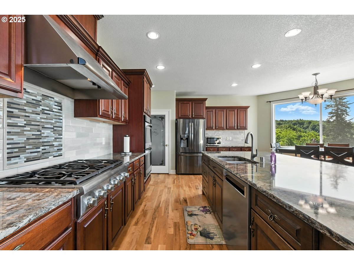 442 Varsity Road Kalama, WA 98625 - Photo 11 of 48