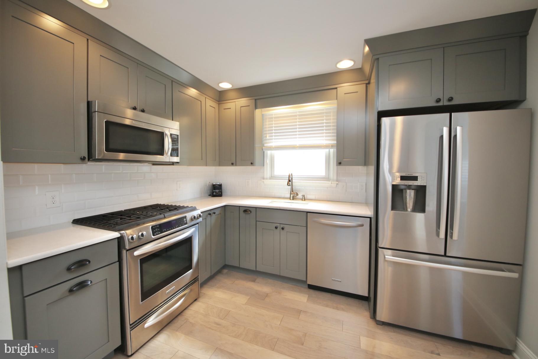 8 Knoll Road Stratford, NJ 08084 - Photo 14 of 45