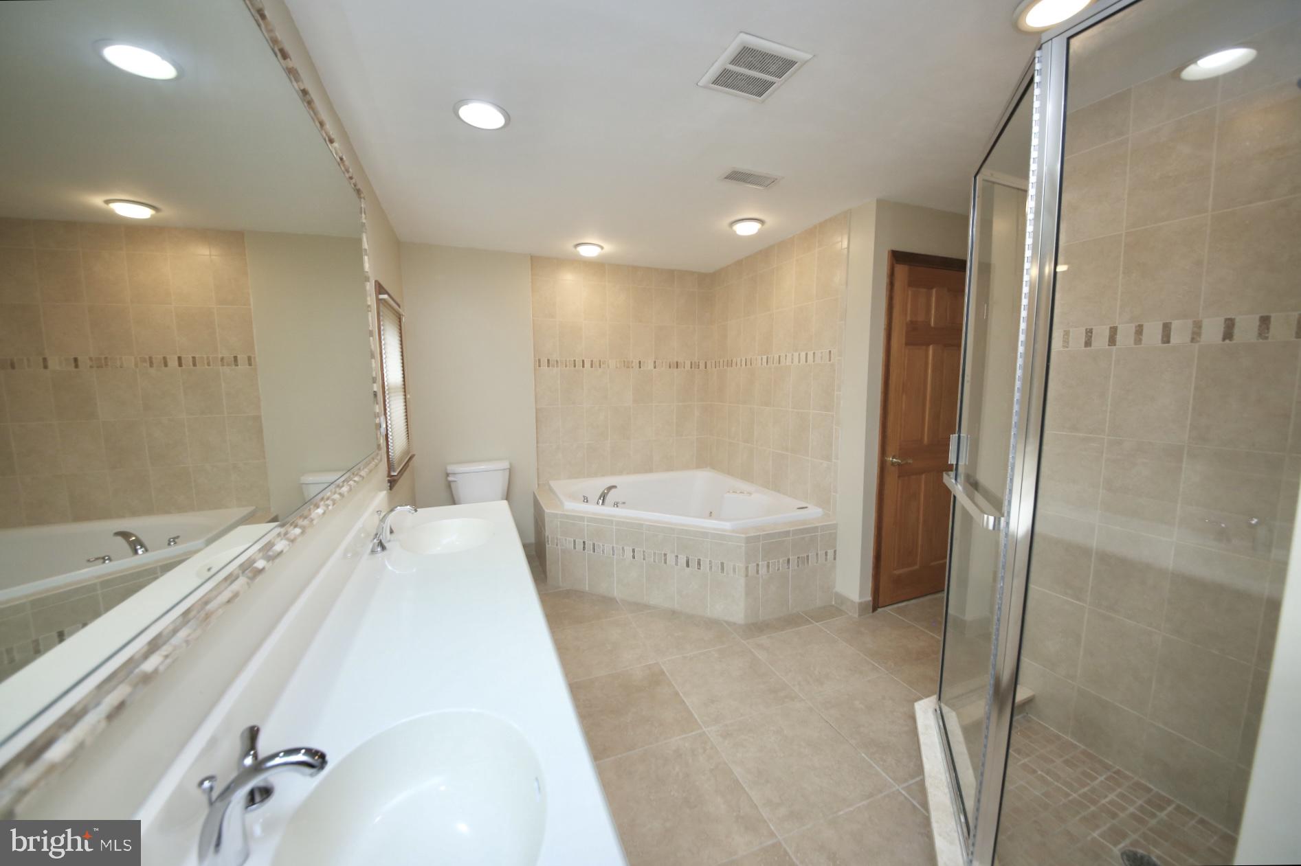 8 Knoll Road Stratford, NJ 08084 - Photo 35 of 45