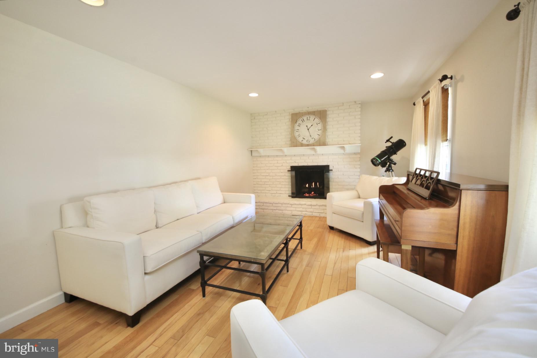 8 Knoll Road Stratford, NJ 08084 - Photo 6 of 45