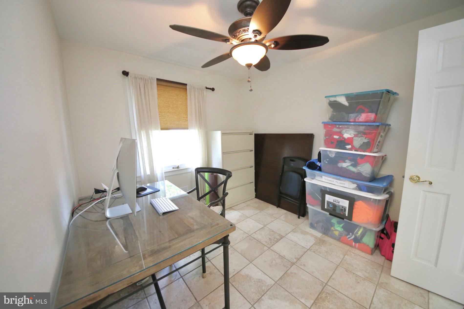 8 Knoll Road Stratford, NJ 08084 - Photo 10 of 45