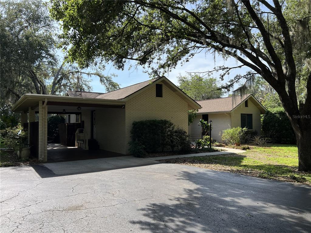 16902 Crawley Road Odessa, FL 33556 - Photo 4 of 29