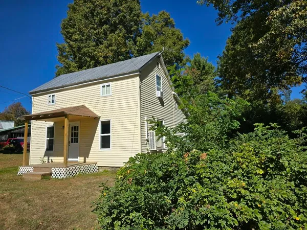 $250,000 | 21 Bluff Road, Concord Township, ME 04920