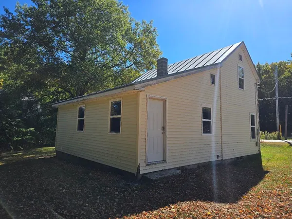 $250,000 | 21 Bluff Road, Concord Township, ME 04920