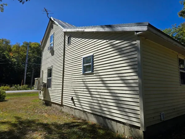 $250,000 | 21 Bluff Road, Concord Township, ME 04920