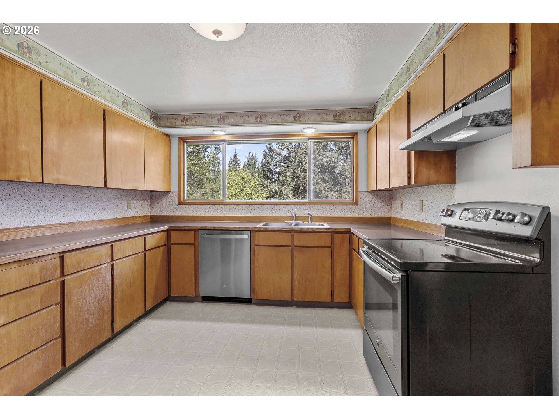 49640 Northwest S Road Gaston, OR 97119 - Photo 8 of 33