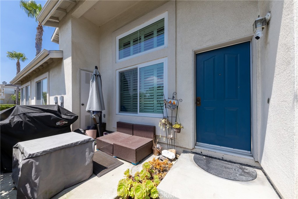 23220 Colony Park Drive Carson, CA 90745 - Photo 2 of 34 a living room with furniture and a window