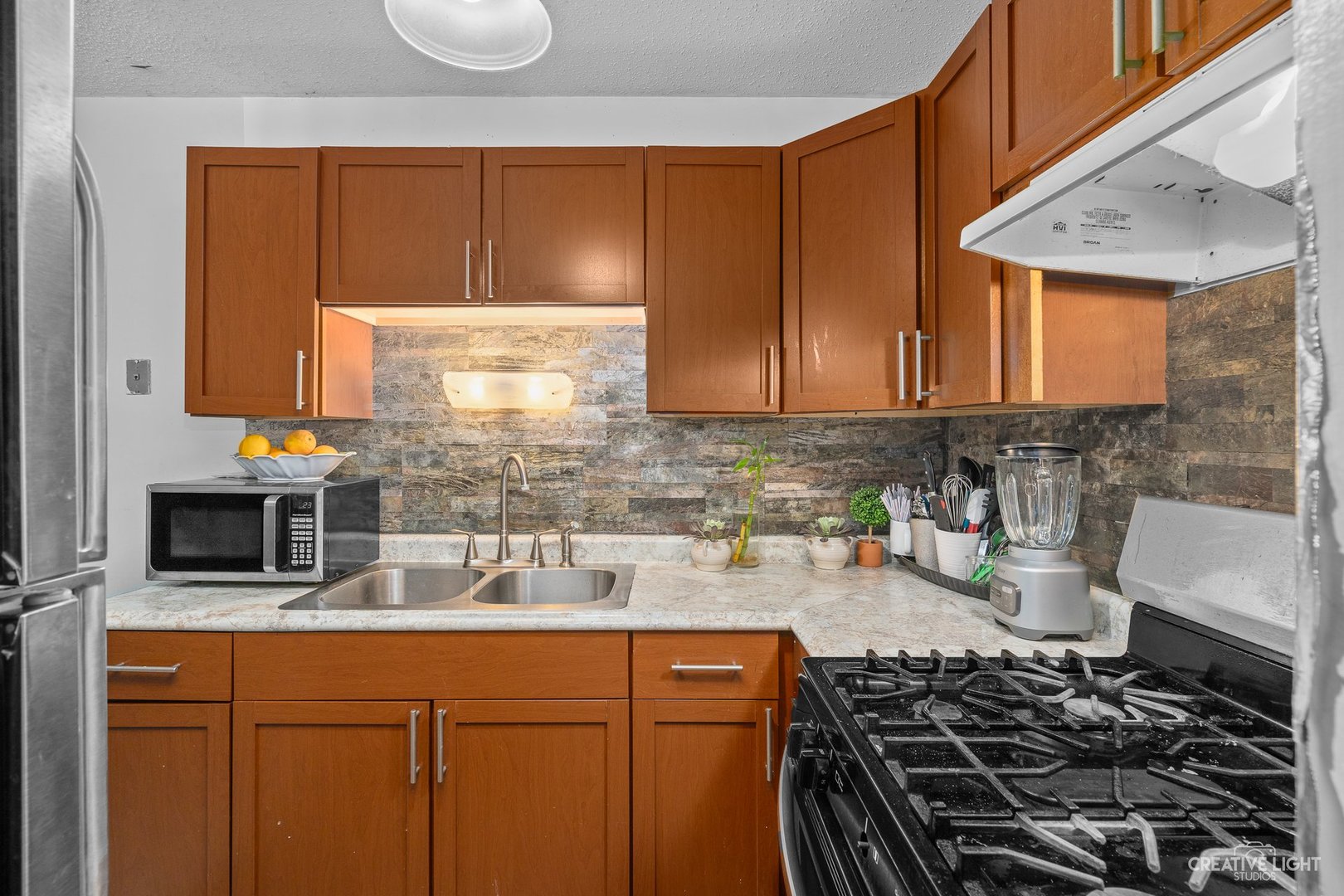 247 North Neltnor Boulevard, Unit H1C West Chicago, IL 60185 - Photo 15 of 17