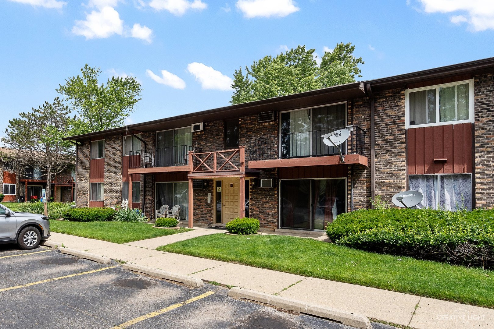 247 North Neltnor Boulevard, Unit H1C West Chicago, IL 60185 - Photo 2 of 17