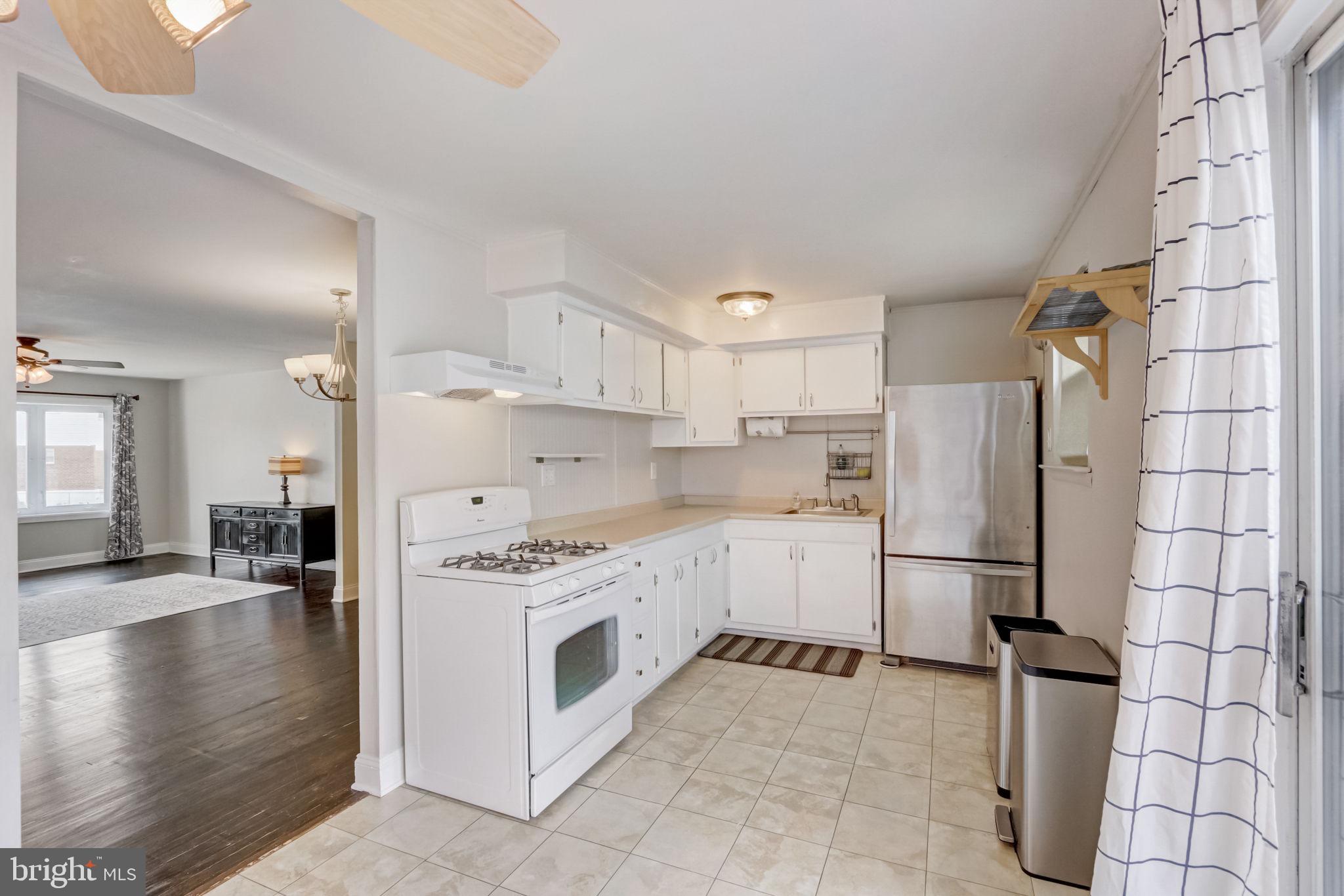 11726 Lanett Road Philadelphia, PA 19154 - Photo 14 of 44 Gallery Image 14