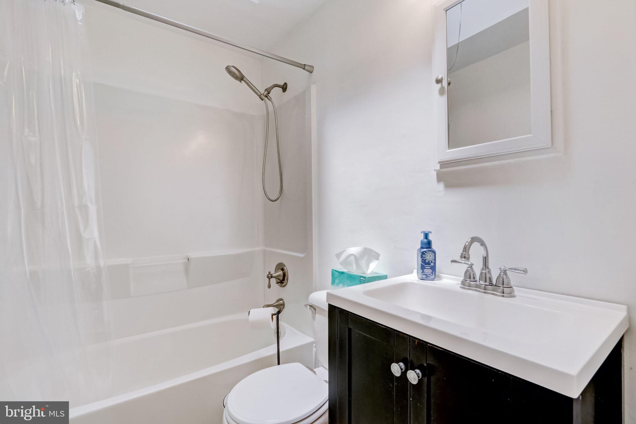 11726 Lanett Road Philadelphia, PA 19154 - Photo 25 of 44 Gallery Image 25