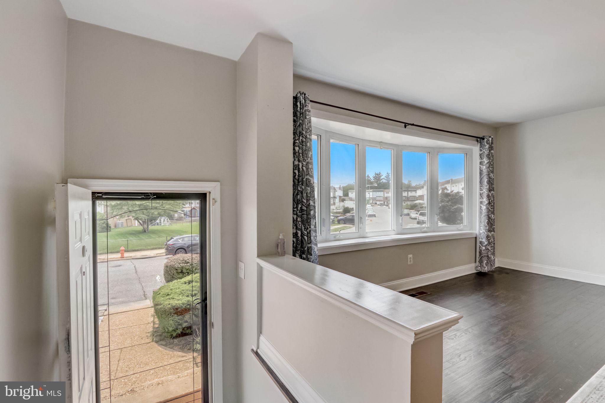 11726 Lanett Road Philadelphia, PA 19154 - Photo 6 of 44 Gallery Image 6