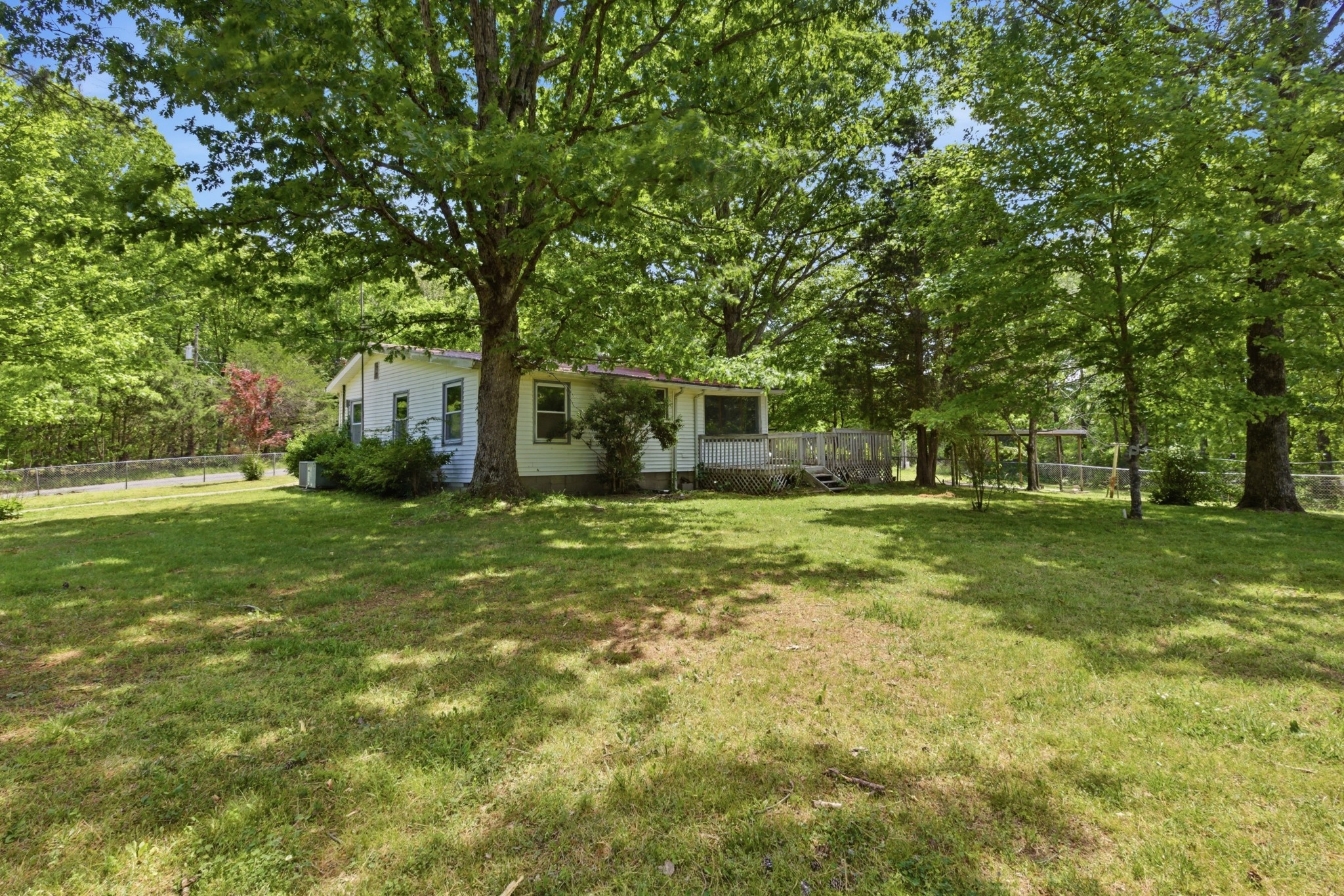 10075 Buckner Ridge Road Bon Aqua, TN 37025 - Photo 4 of 20
