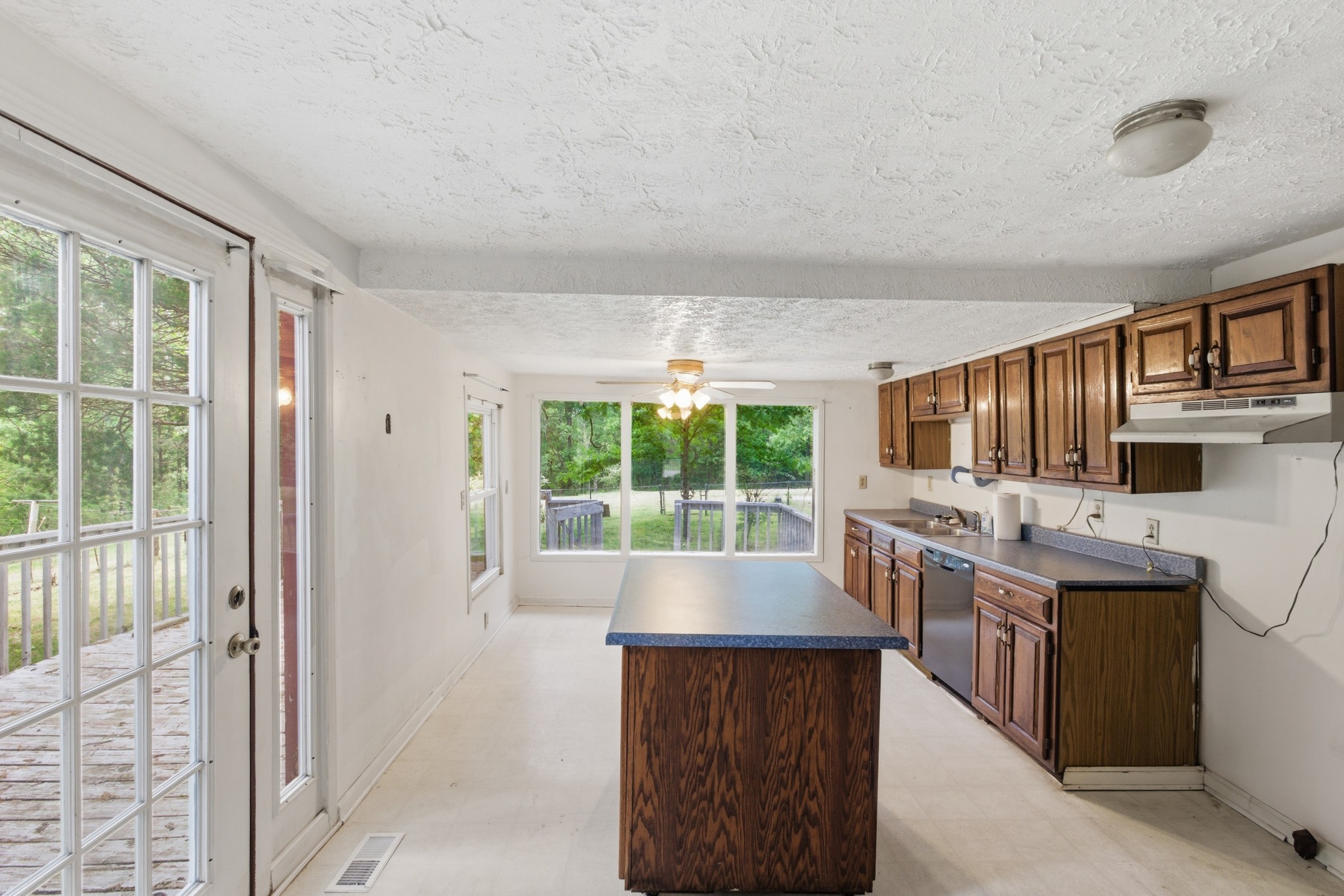 10075 Buckner Ridge Road Bon Aqua, TN 37025 - Photo 10 of 20