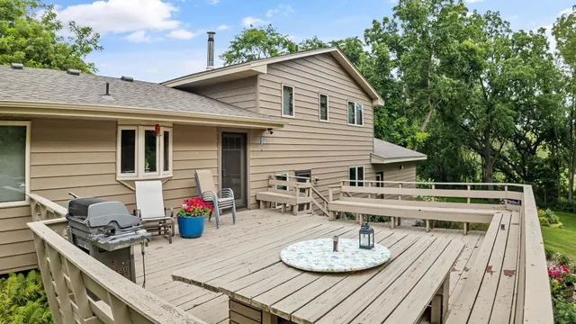 $599,000 | 843 37th Street Southeast, Buffalo, MN 55313