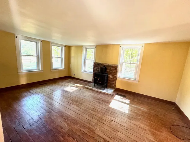 $295,000 | 16 Nh Route, Cornish, NH 03745