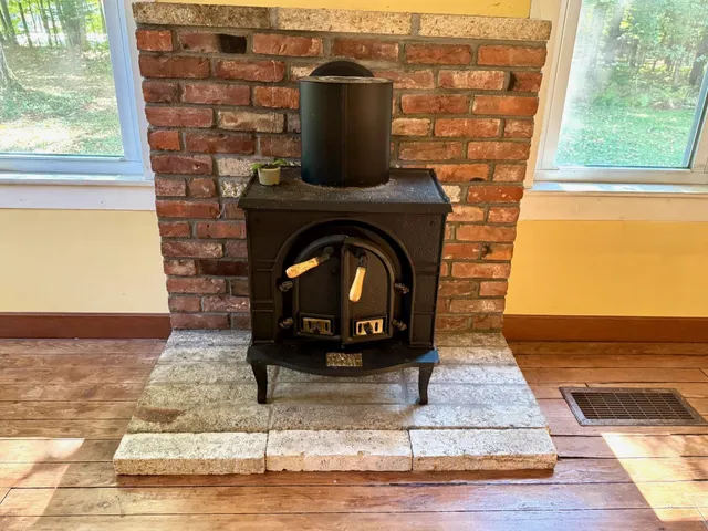 $295,000 | 16 Nh Route, Cornish, NH 03745