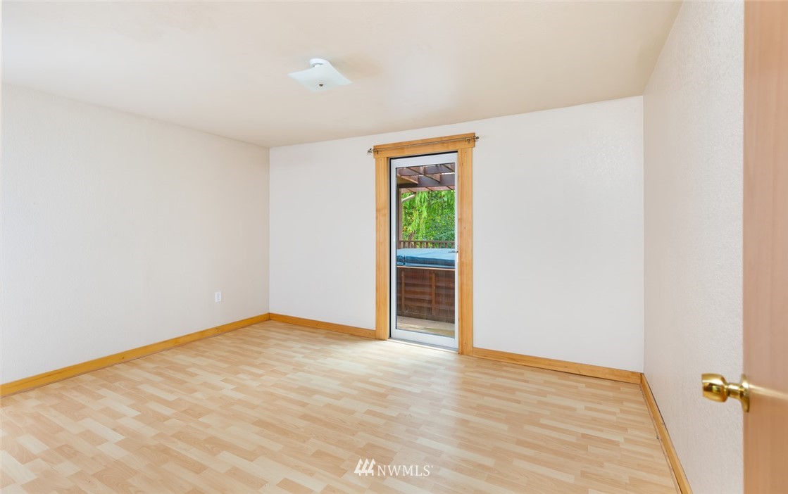 10429 Littlerock Road Southwest Olympia, WA 98512 - Photo 12 of 17 Gallery Image 12
