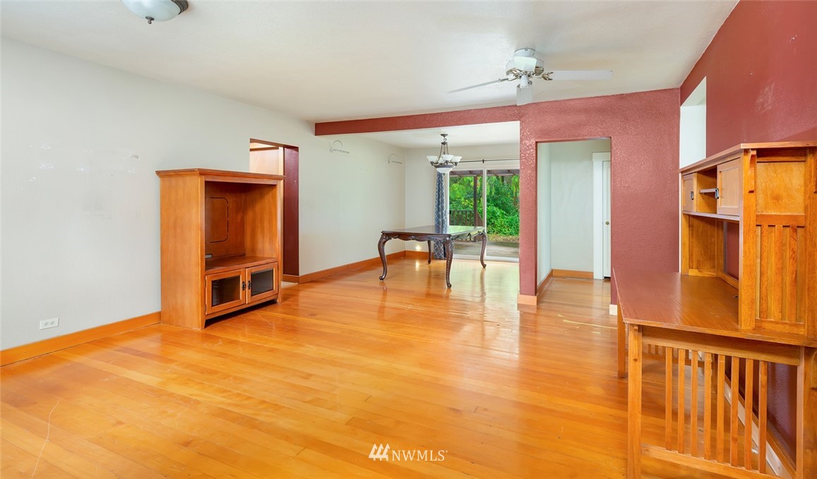 10429 Littlerock Road Southwest Olympia, WA 98512 - Photo 7 of 17 Gallery Image 7