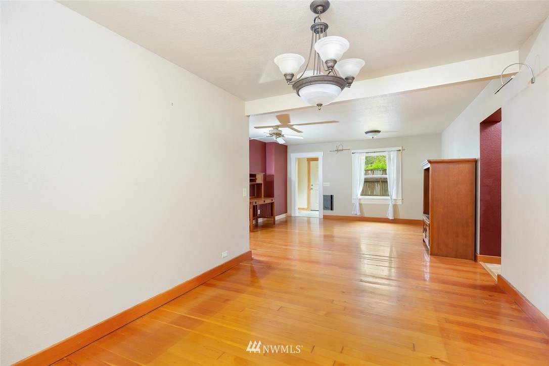 10429 Littlerock Road Southwest Olympia, WA 98512 - Photo 8 of 17 Gallery Image 8