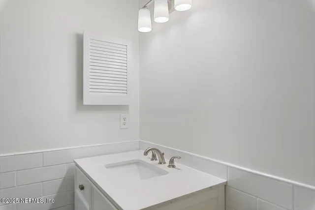 $2,950 | 12184 Mantle Drive, Jacksonville, FL 32224