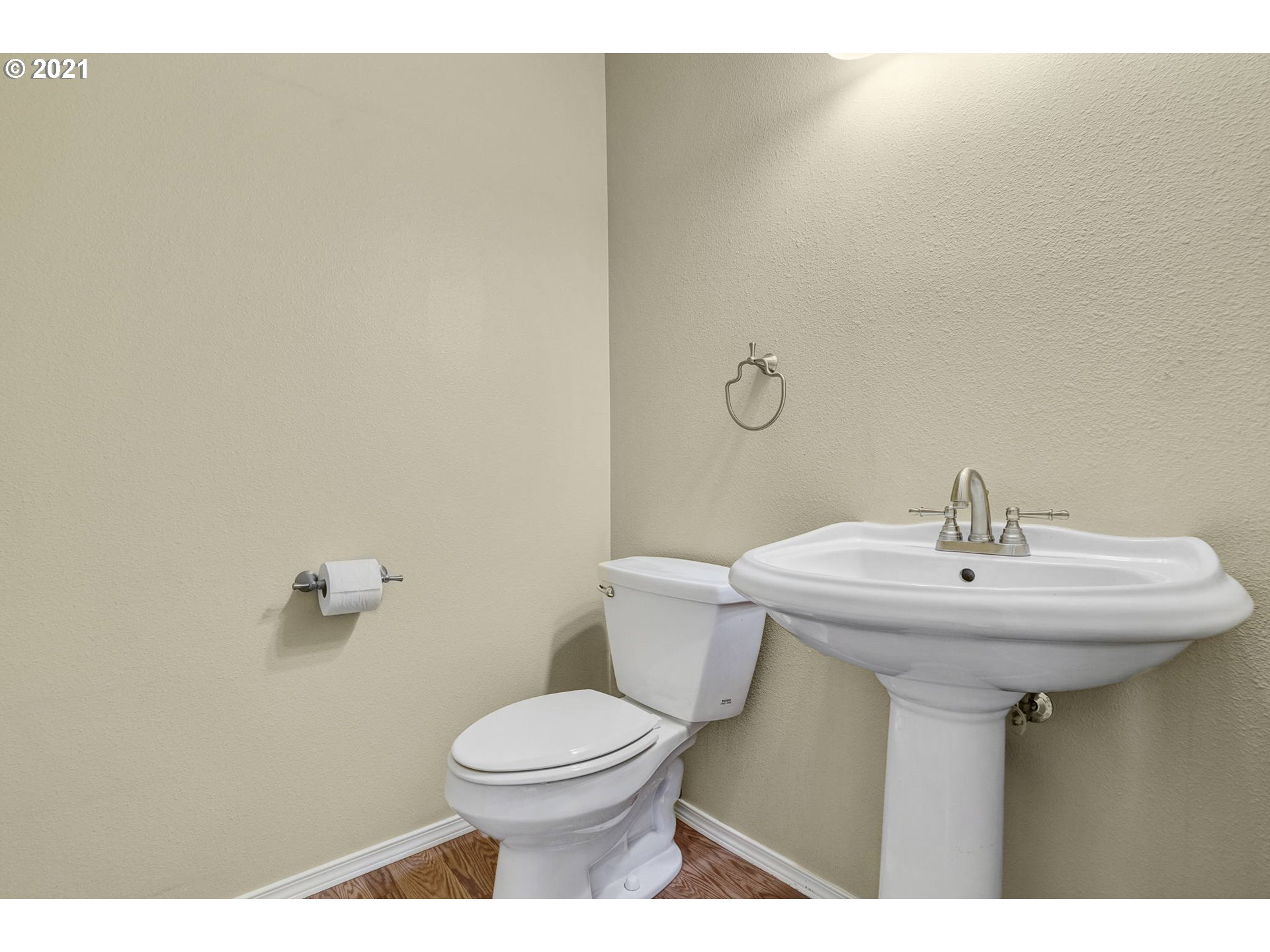 29175 Southeast Davis Road Estacada, OR 97023 - Photo 16 of 28 Gallery Image 16