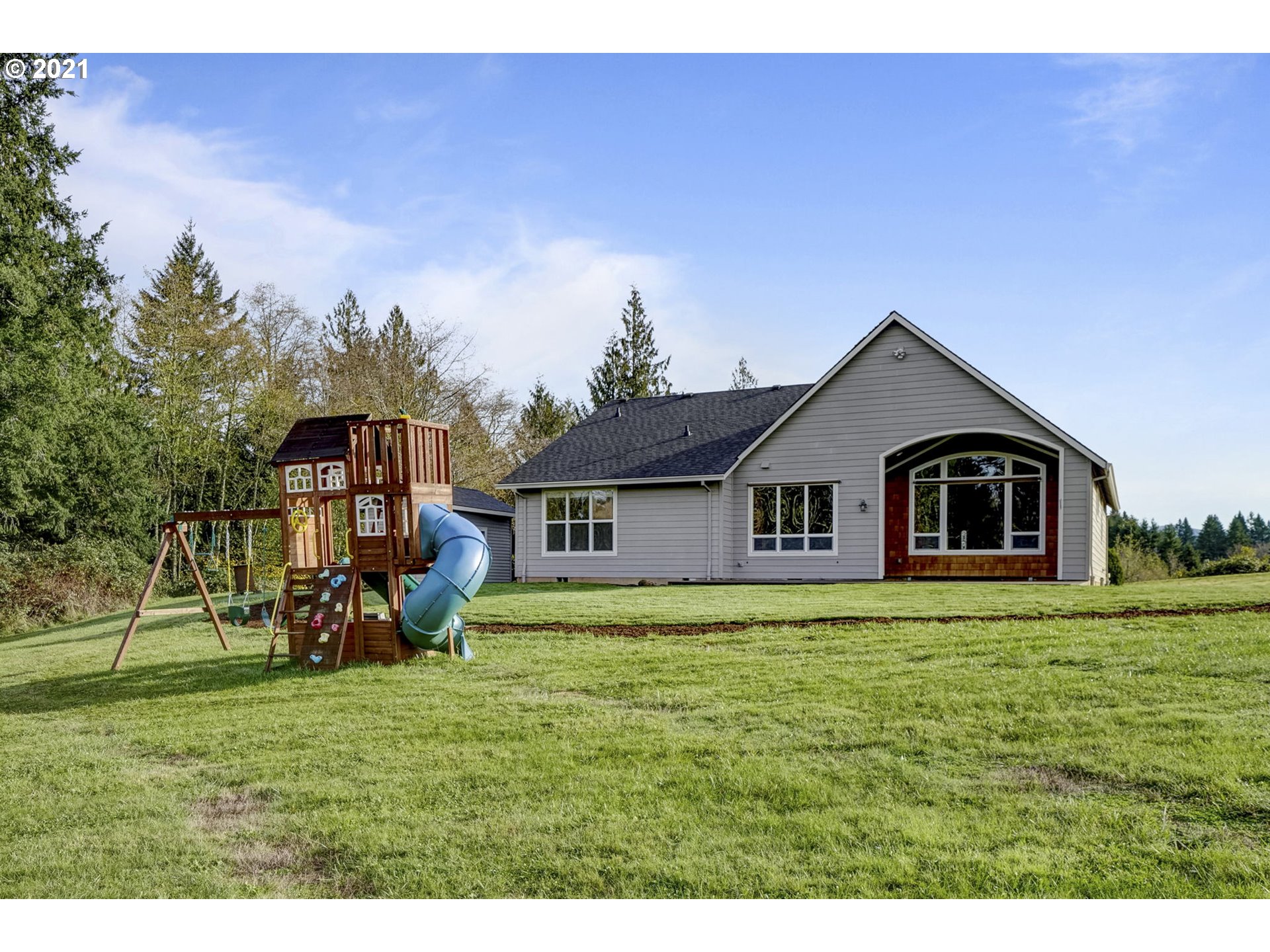 29175 Southeast Davis Road Estacada, OR 97023 - Photo 24 of 28 Gallery Image 24