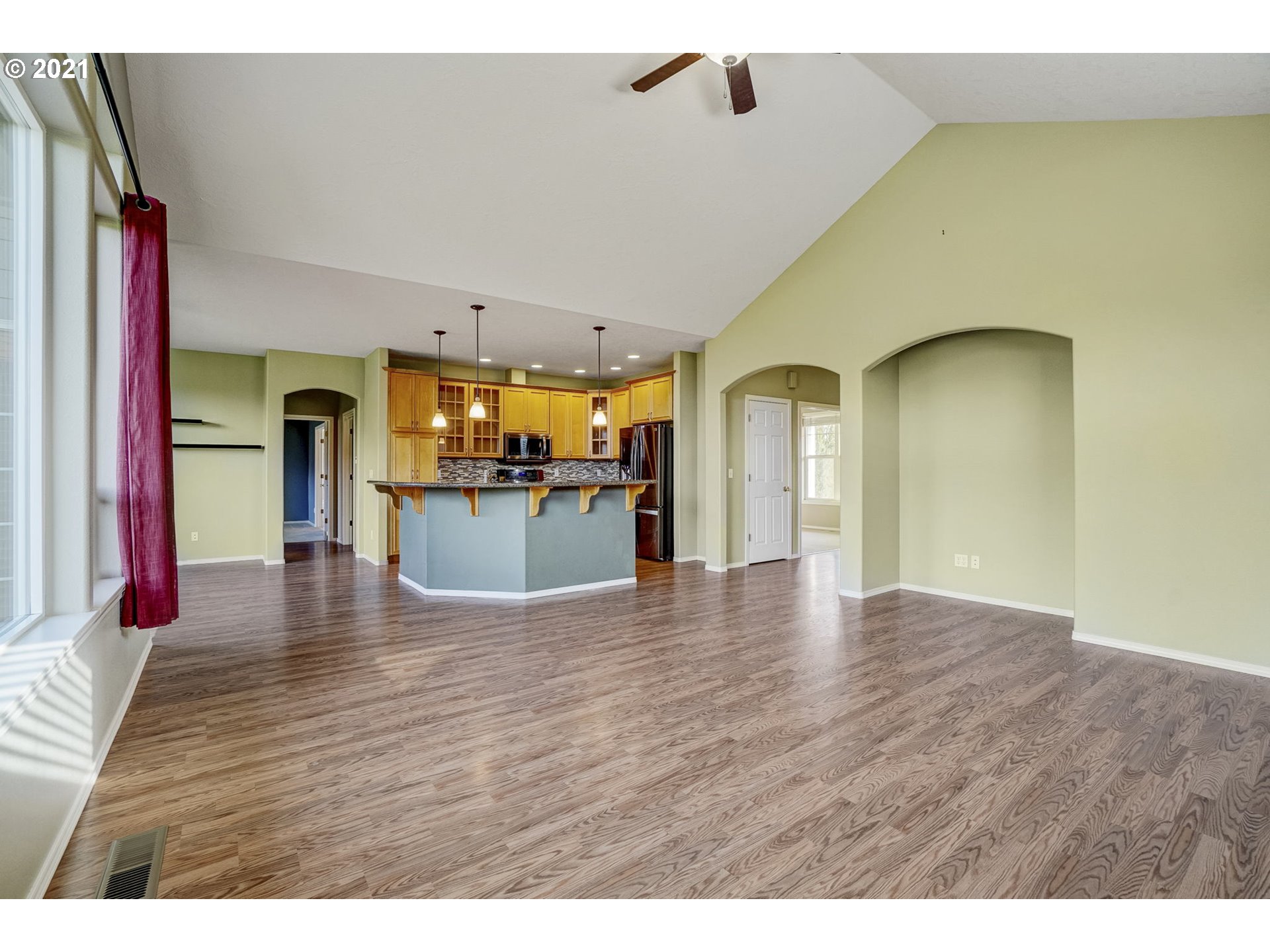 29175 Southeast Davis Road Estacada, OR 97023 - Photo 9 of 28 Gallery Image 9