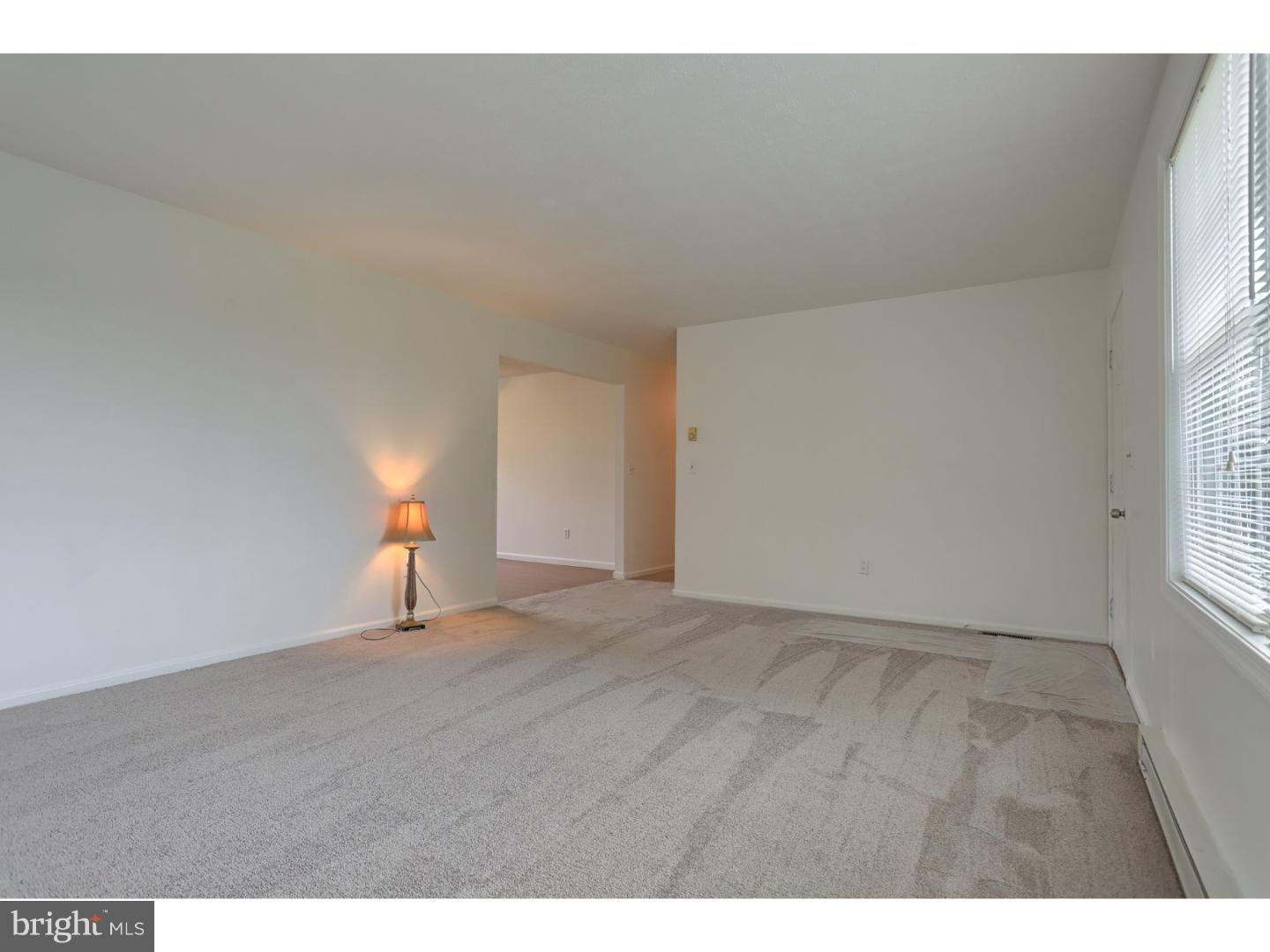 236 School Road Bernville, PA 19506 - Photo 11 of 24 Living Room