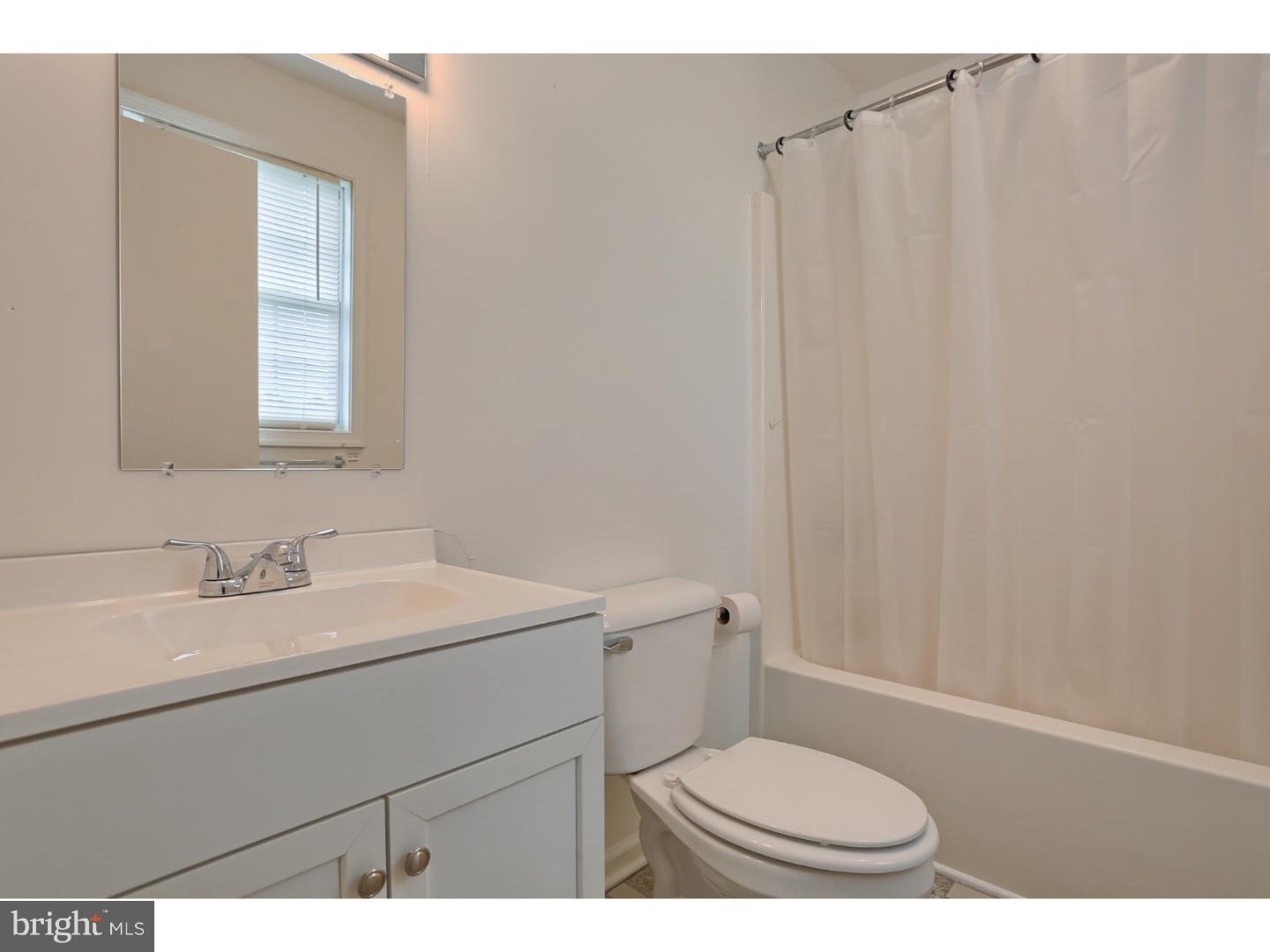 236 School Road Bernville, PA 19506 - Photo 3 of 24 Master Bathroom