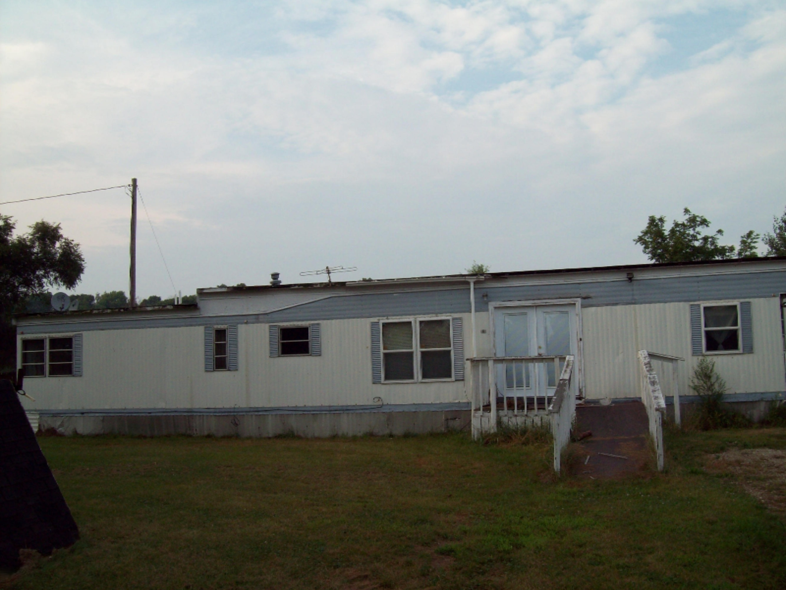 18330 State Line Road Edwardsburg, MI 49112 - Photo 1 of 4 Front