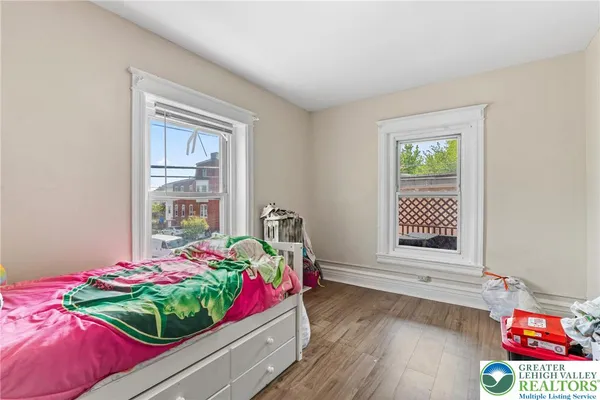 $849,000 | 1502 West Chew Street, Allentown, PA 18102