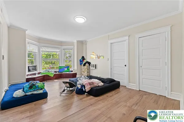 $849,000 | 1502 West Chew Street, Allentown, PA 18102