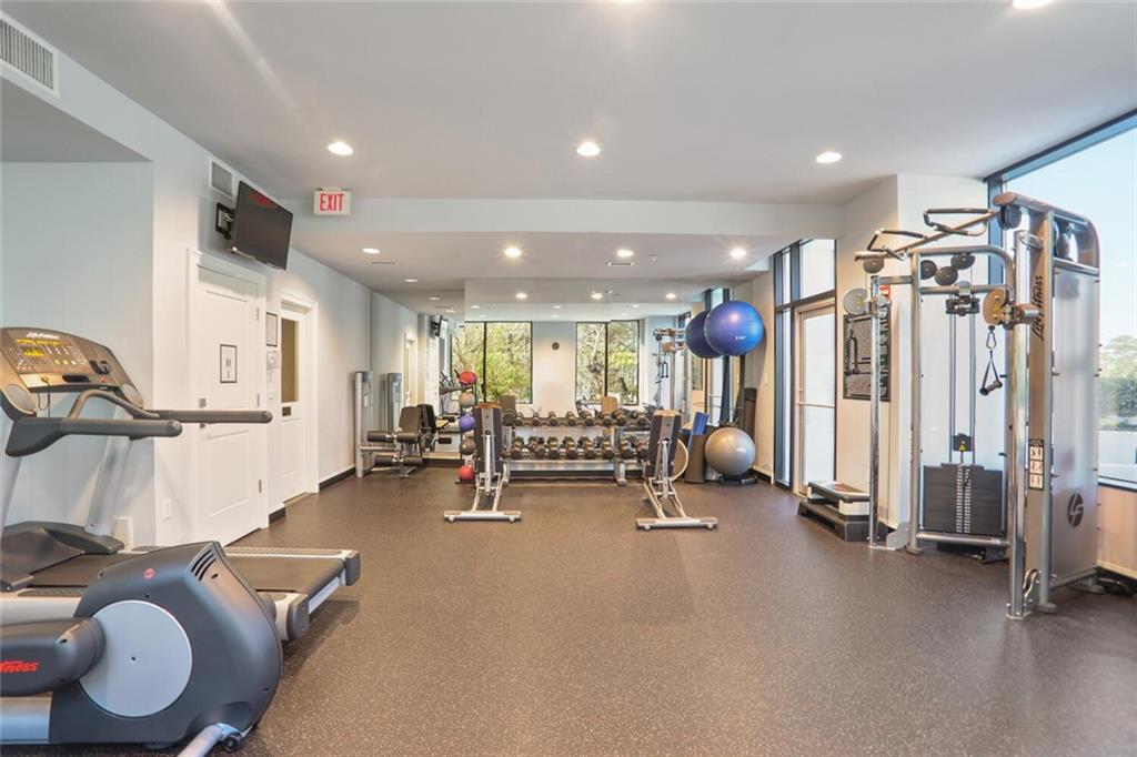 2828 Peachtree Road Northwest, Unit 1002 Atlanta, GA 30305 - Photo 26 of 41