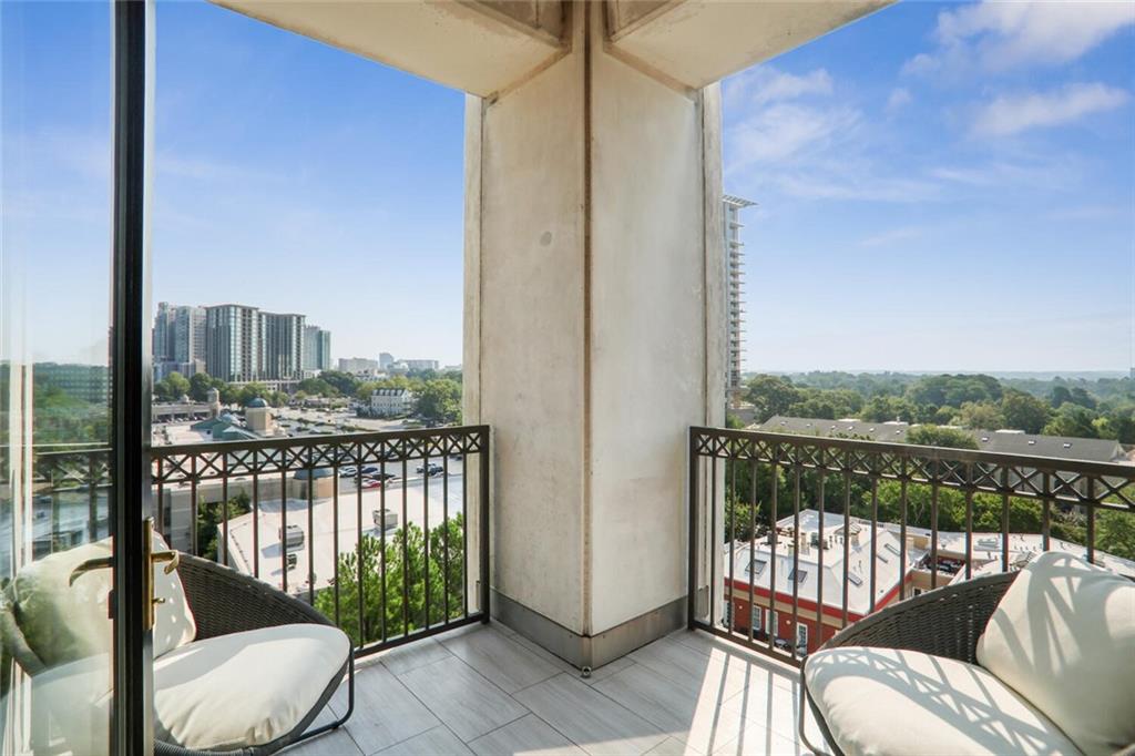 2828 Peachtree Road Northwest, Unit 1002 Atlanta, GA 30305 - Photo 3 of 41