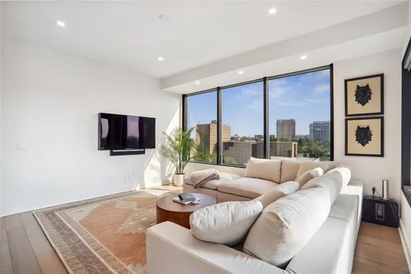 $599,850 | 2828 Peachtree Road Northwest, Unit 1002, Atlanta, GA 30305