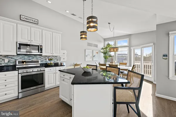 $1,795,000 | 1060 Long Beach Boulevard, Unit W, Beach Haven, NJ 08008