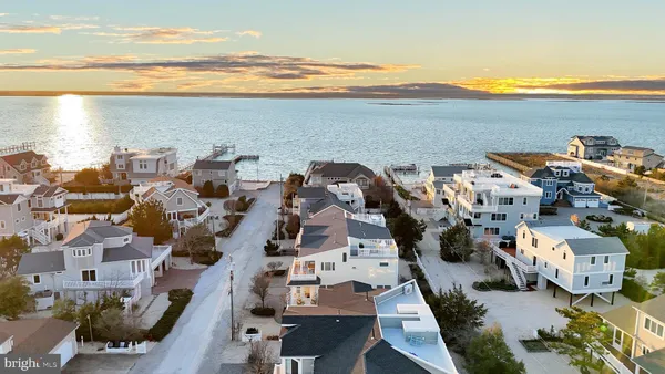 $1,795,000 | 1060 Long Beach Boulevard, Unit W, Beach Haven, NJ 08008