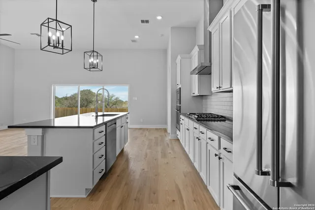 $439,900 | 207 Azalea Alley, Castroville, TX 78009