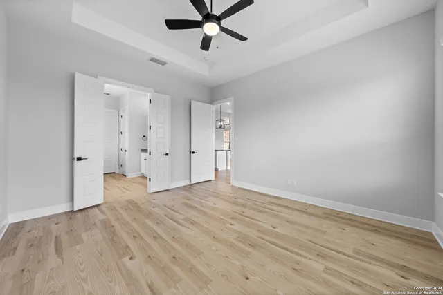 $439,900 | 207 Azalea Alley, Castroville, TX 78009