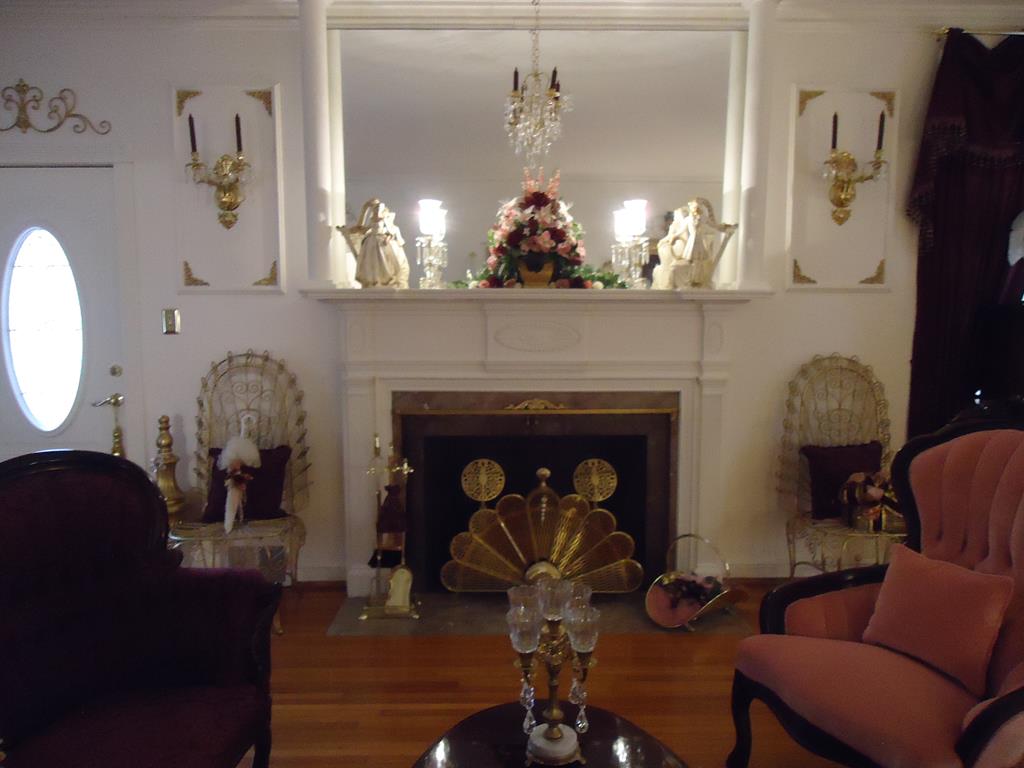 951 Riverside Drive Welch, WV 24801 - Photo 12 of 33 Living Room Fireplace