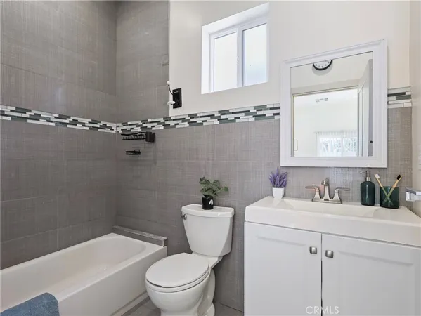 $3,495 | 15803 Chatsworth Street, Granada Hills, CA 91344