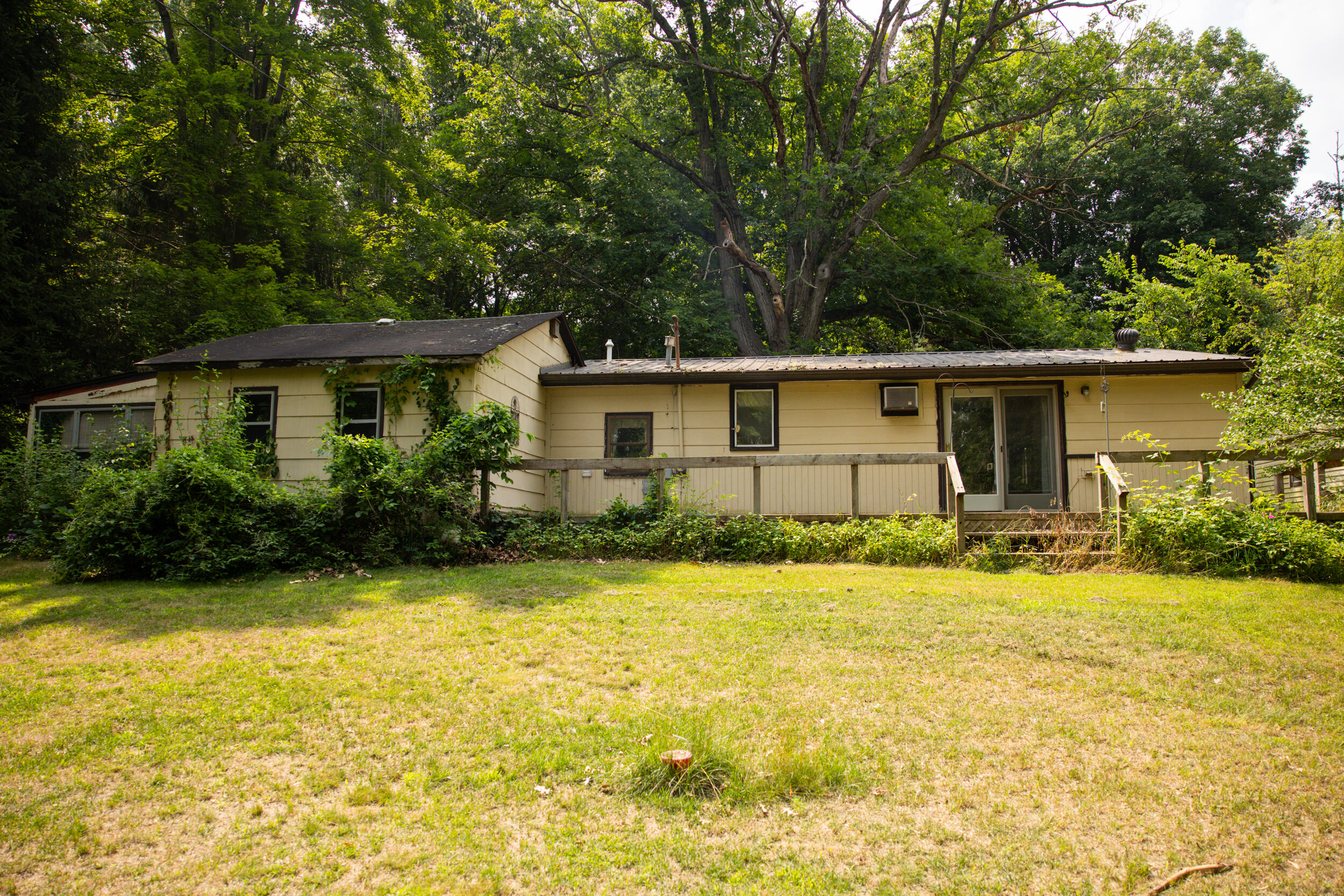 3069 Russon Road Gobles, MI 49055 - Photo 4 of 30 40