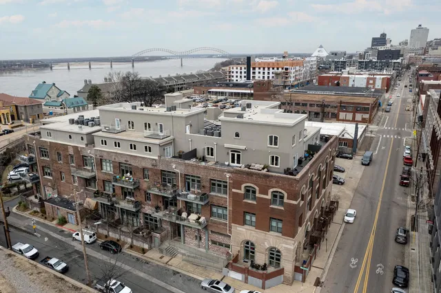 a picture of city view