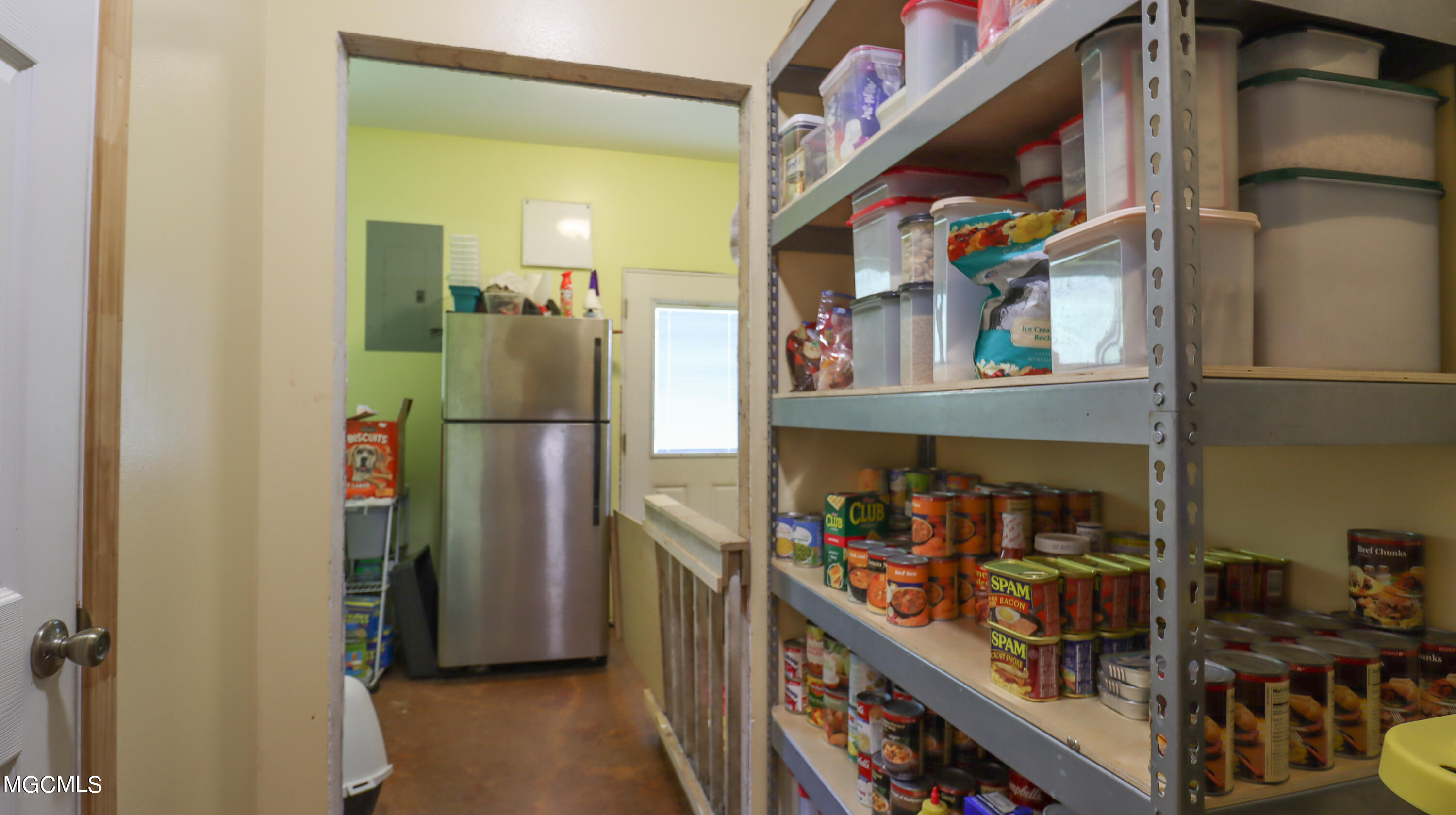 5328 Lower Bay Road Bay St. Louis, MS 39520 - Photo 9 of 29 Spacious pantry area