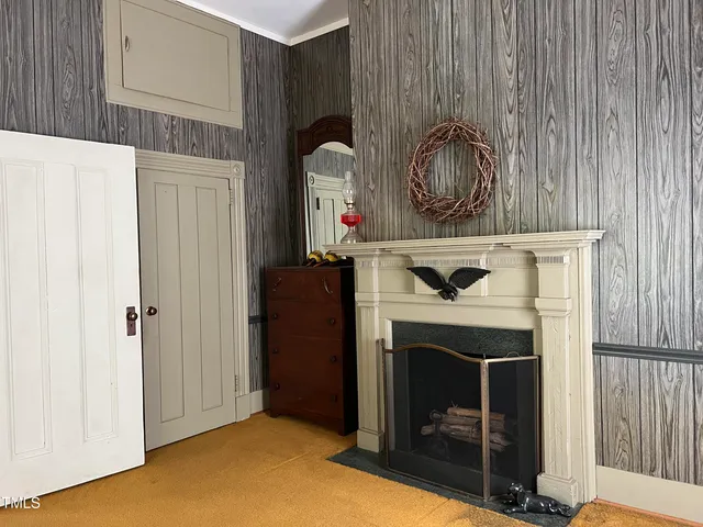 a view of a garden with trees