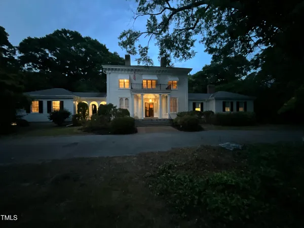 $866,900 | 508 Eaton Avenue, Warrenton, NC 27589