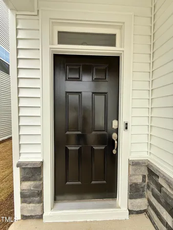 $2,100 | 508 Hanover Shore Lane, Raleigh, NC 27610