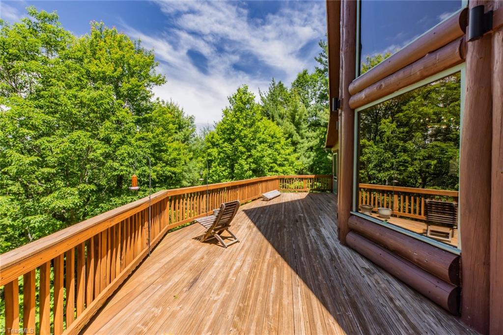 462 Casey Mountain Road Purlear, NC 28665 - Photo 6 of 50